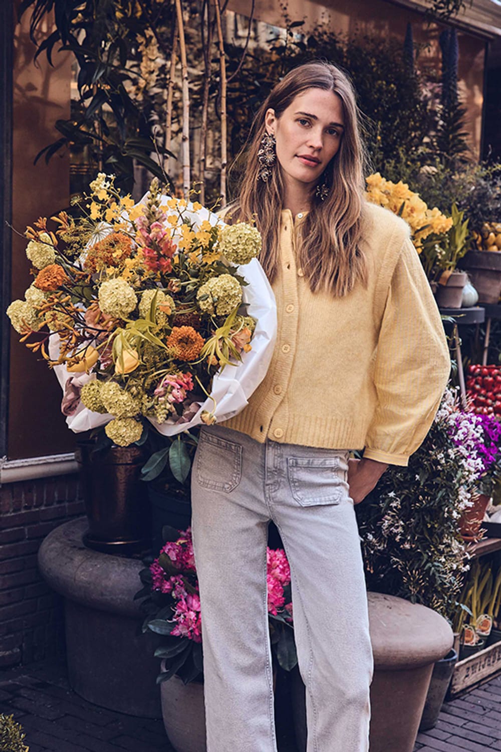 MID SEASON SALE