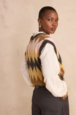 Sleeveless jumper with geometric pattern BLAZE BIS;${refinementColor}