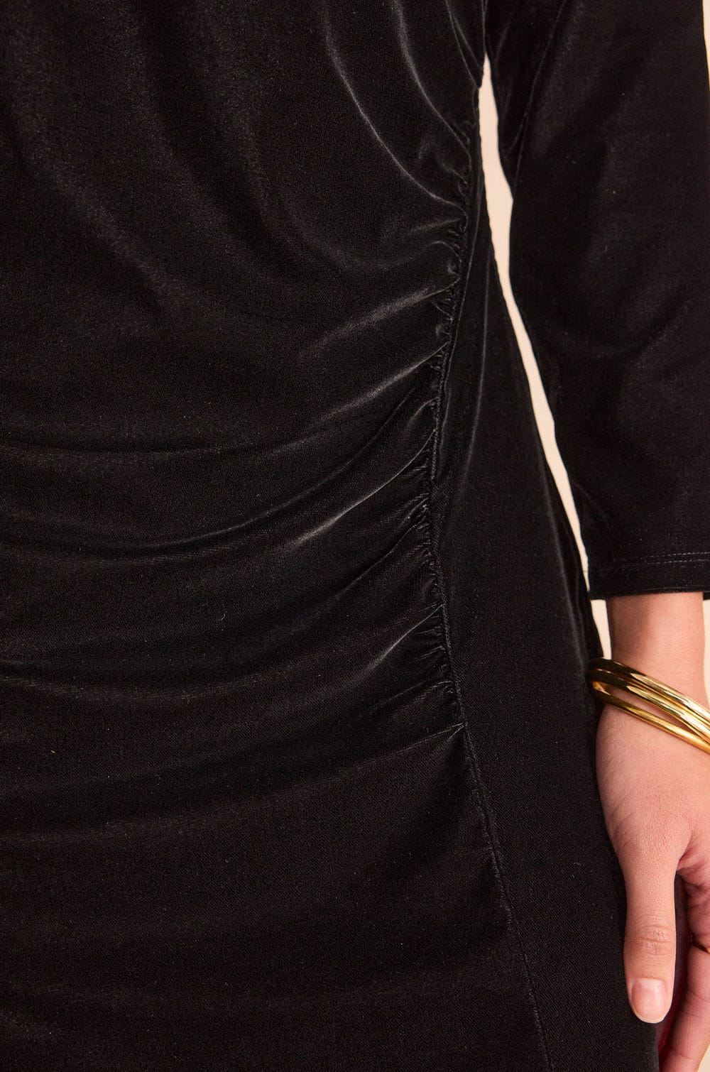 Robe longue en velours RAFAELA;${refinementColor}