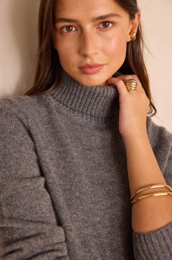 Unisex SWAN(N) turtleneck jumper in 100% cashmere - 4 ply;${refinementColor}