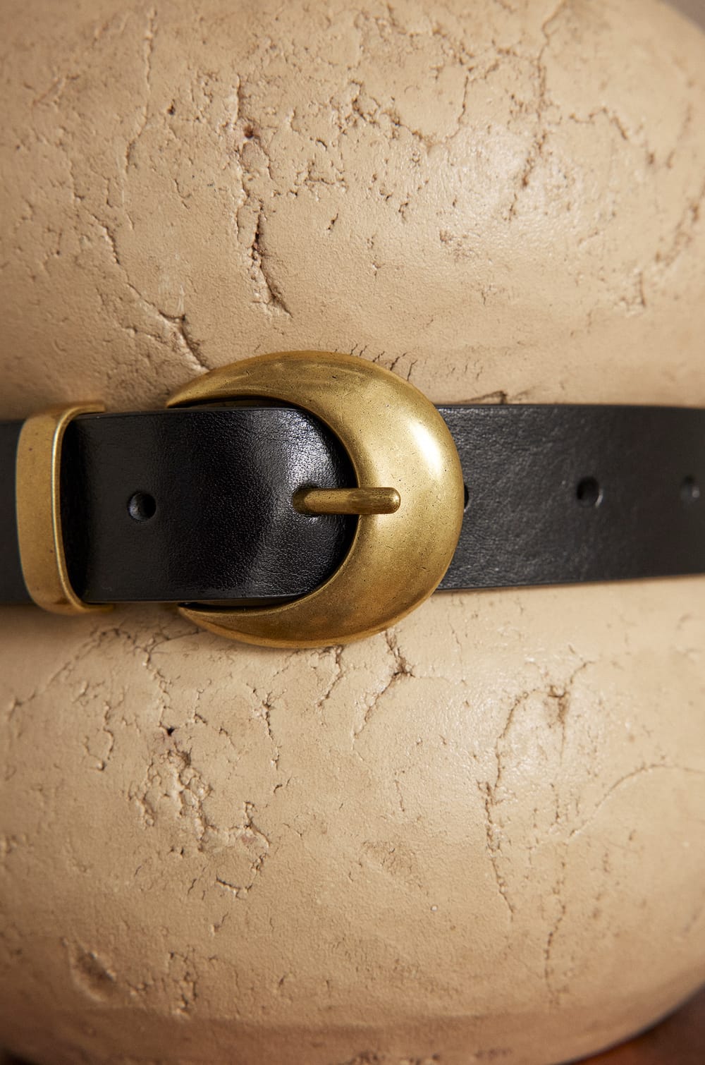 NOE leather belt;${refinementColor}