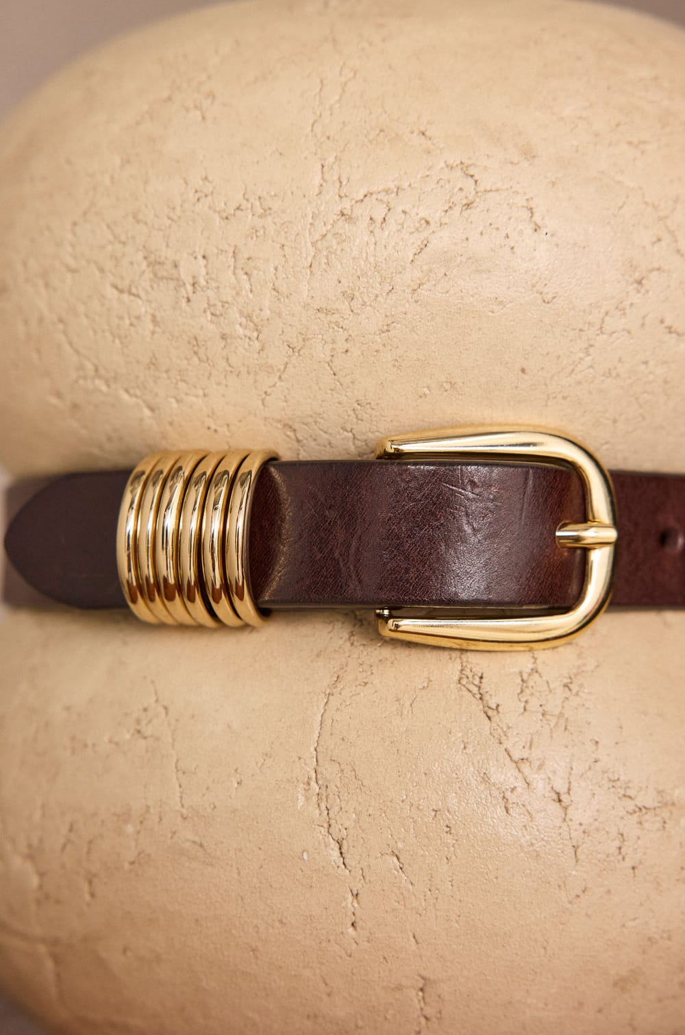 EVE 100% leather belt;${refinementColor}
