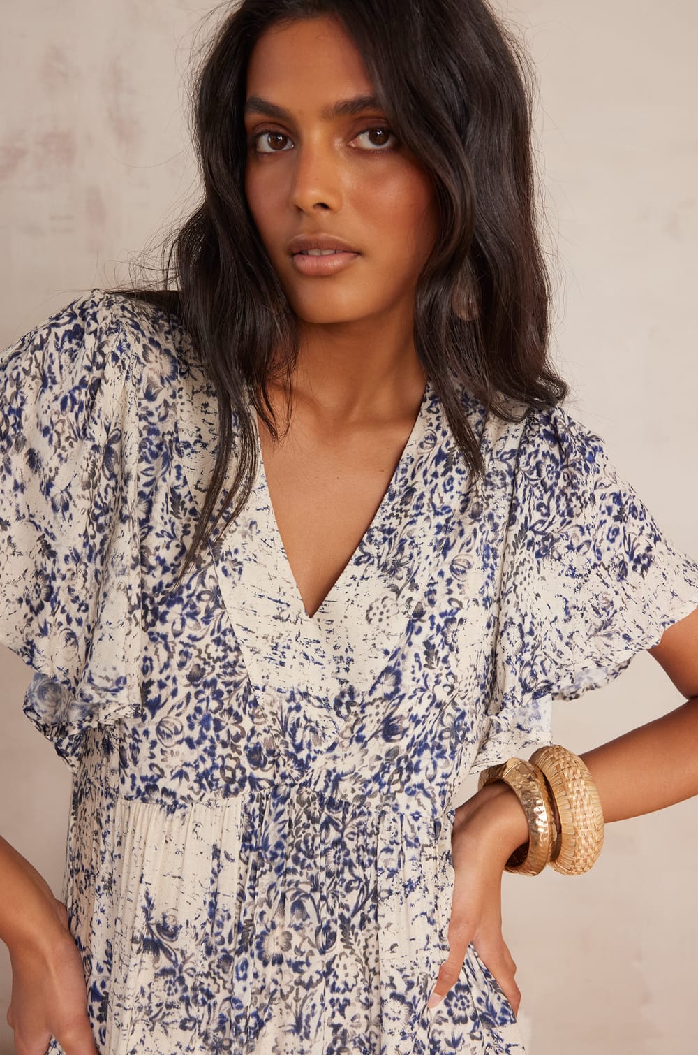 Robe CAMILLE;${refinementColor}