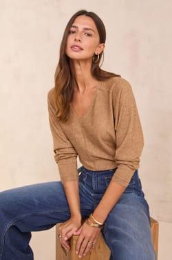 V-neck wool jumper PITT;${refinementColor}