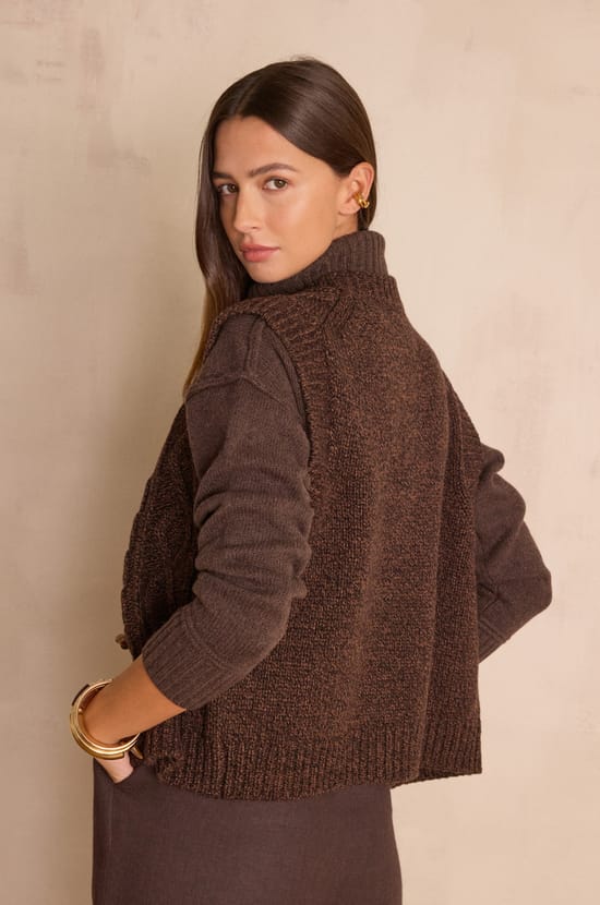 BARNEY sleeveless cable-knit wool gilet;${refinementColor}