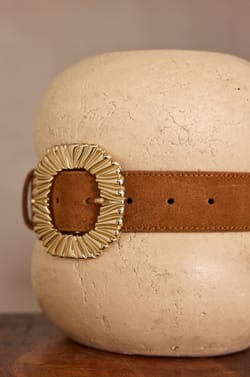 ELISA 100% leather belt;${refinementColor}