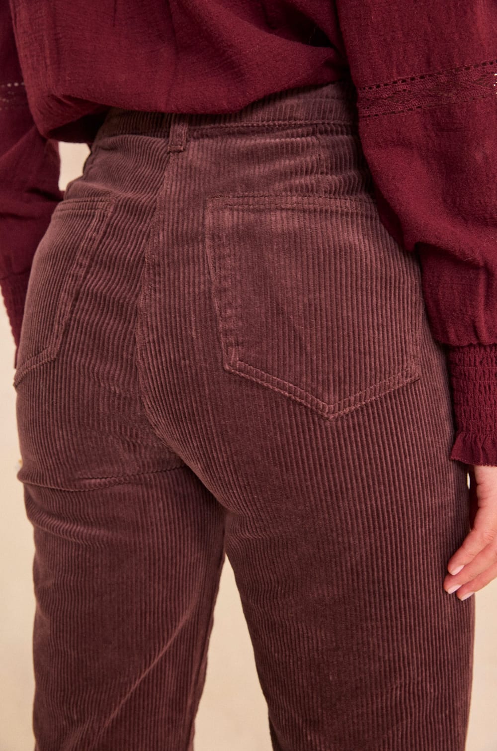 Purple velvet flared pants NINON;${refinementColor}