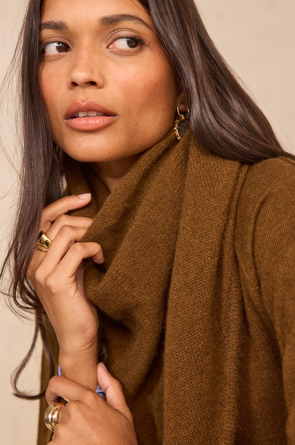 RACHELLE cashmere scarf;${refinementColor}