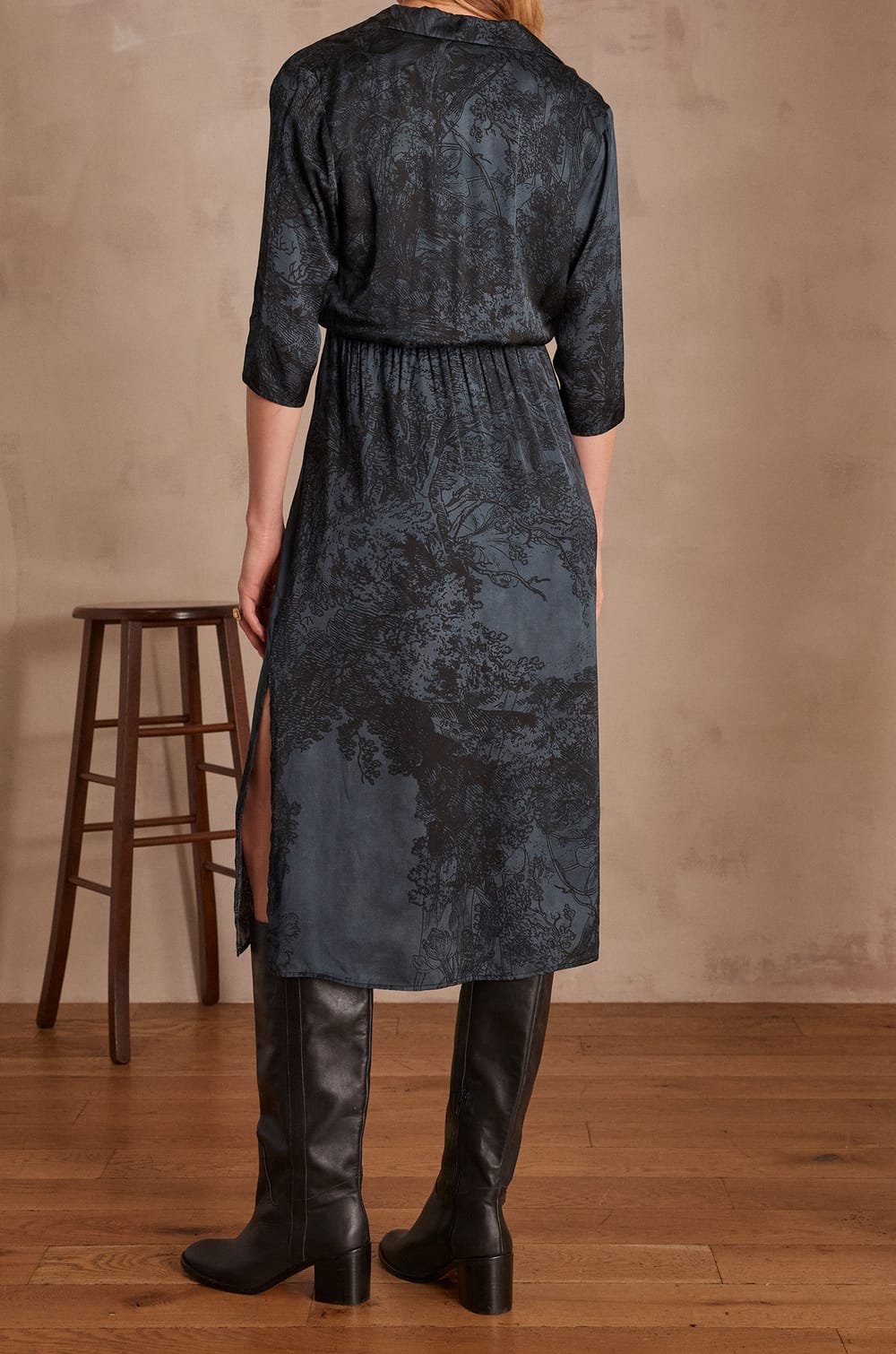 Robe LORINE;${refinementColor}