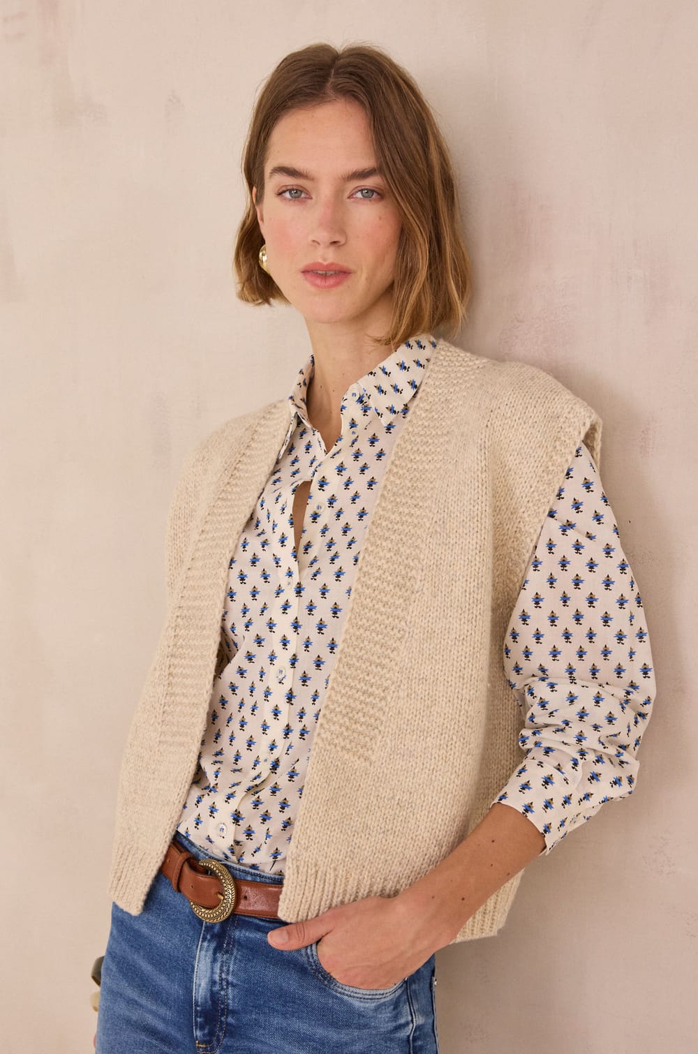 PRISKA sleeveless cotton cardigan;${refinementColor}