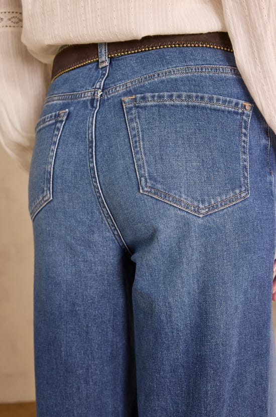 Jean large LISA en denim;${refinementColor}
