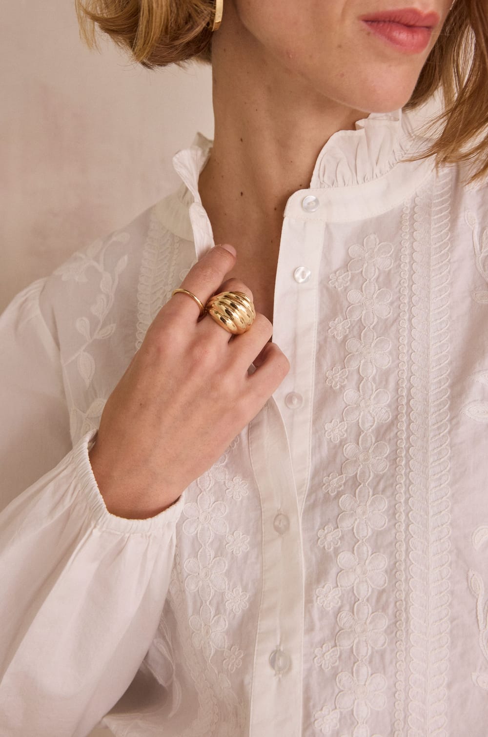 DIAMOND 100% cotton blouse with floral embroidery;${refinementColor}