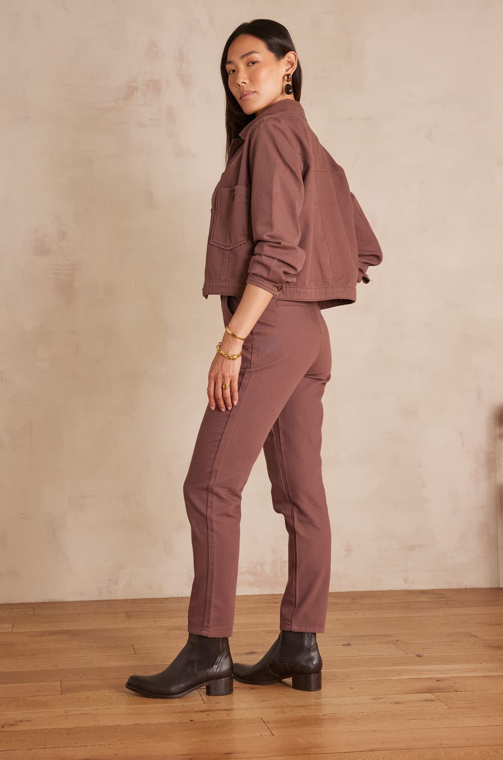 Pantalon chino SABIL en coton;${refinementColor}