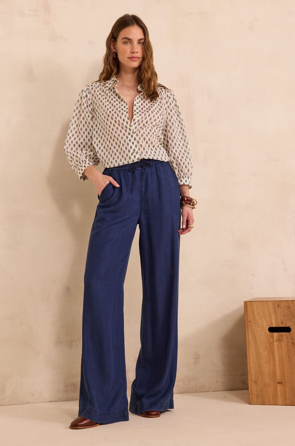 MALO Wide Trousers;${refinementColor}