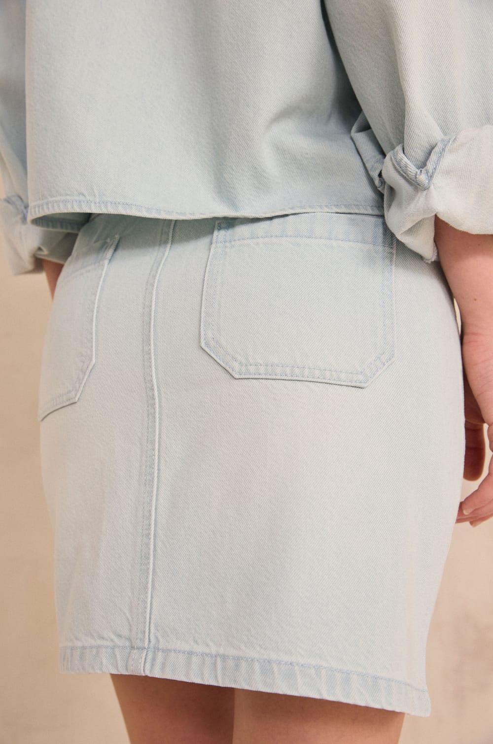 Short denim skirt EYELET;${refinementColor}