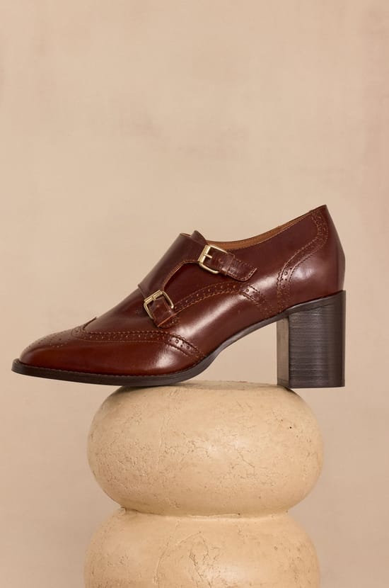 ORLANE leather heeled derby shoes;${refinementColor}