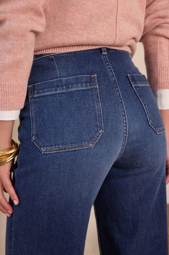 ALESS wide-leg jeans in denim;${refinementColor}