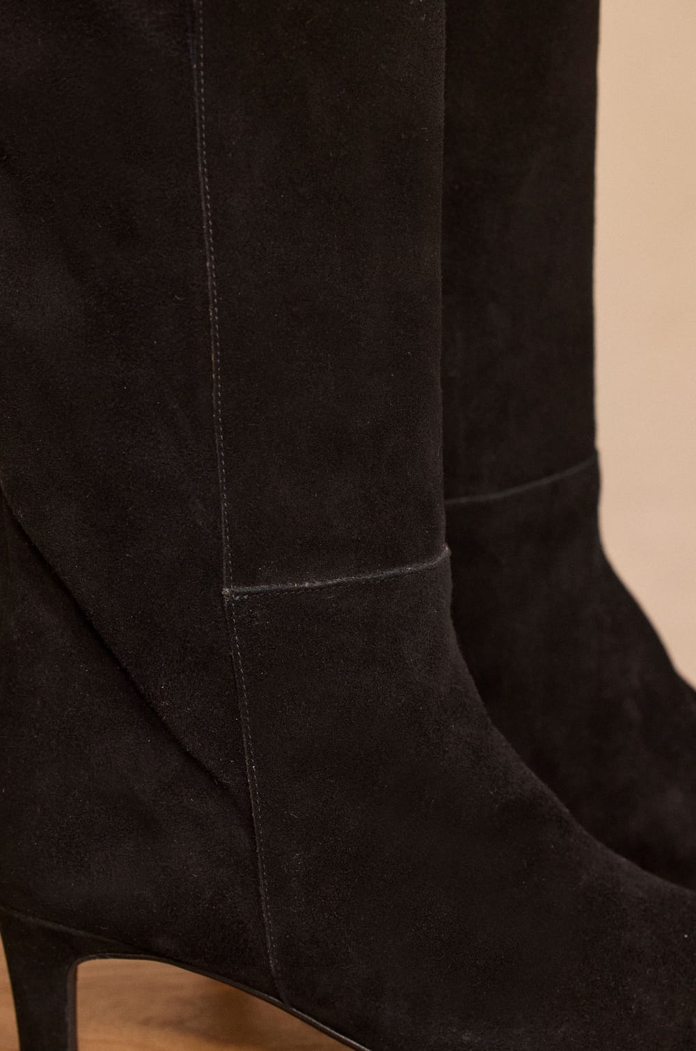 Bottes &agrave; talons en su&egrave;de OXANA ;${refinementColor}