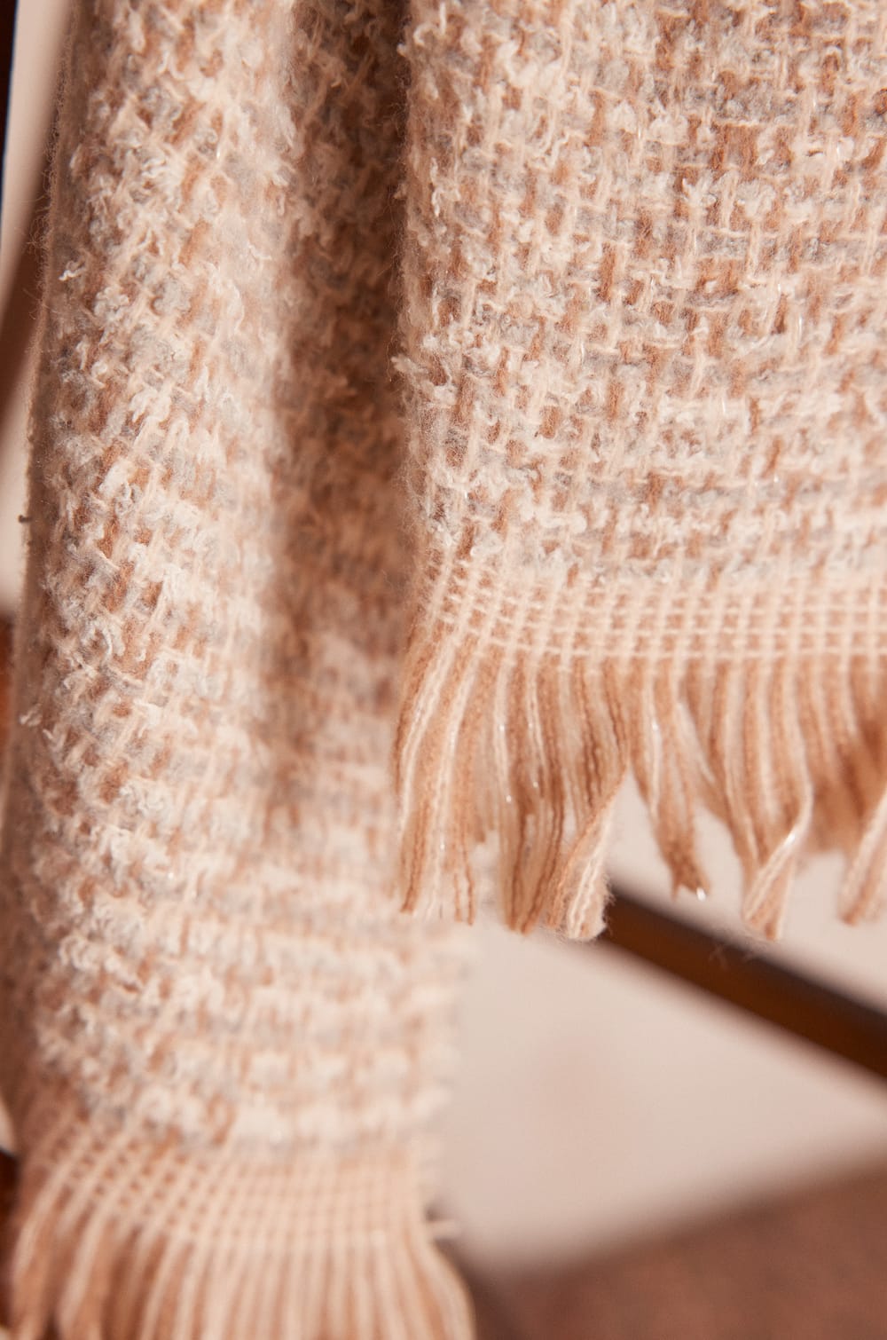 TIMOTHE tweed effect scarf;${refinementColor}