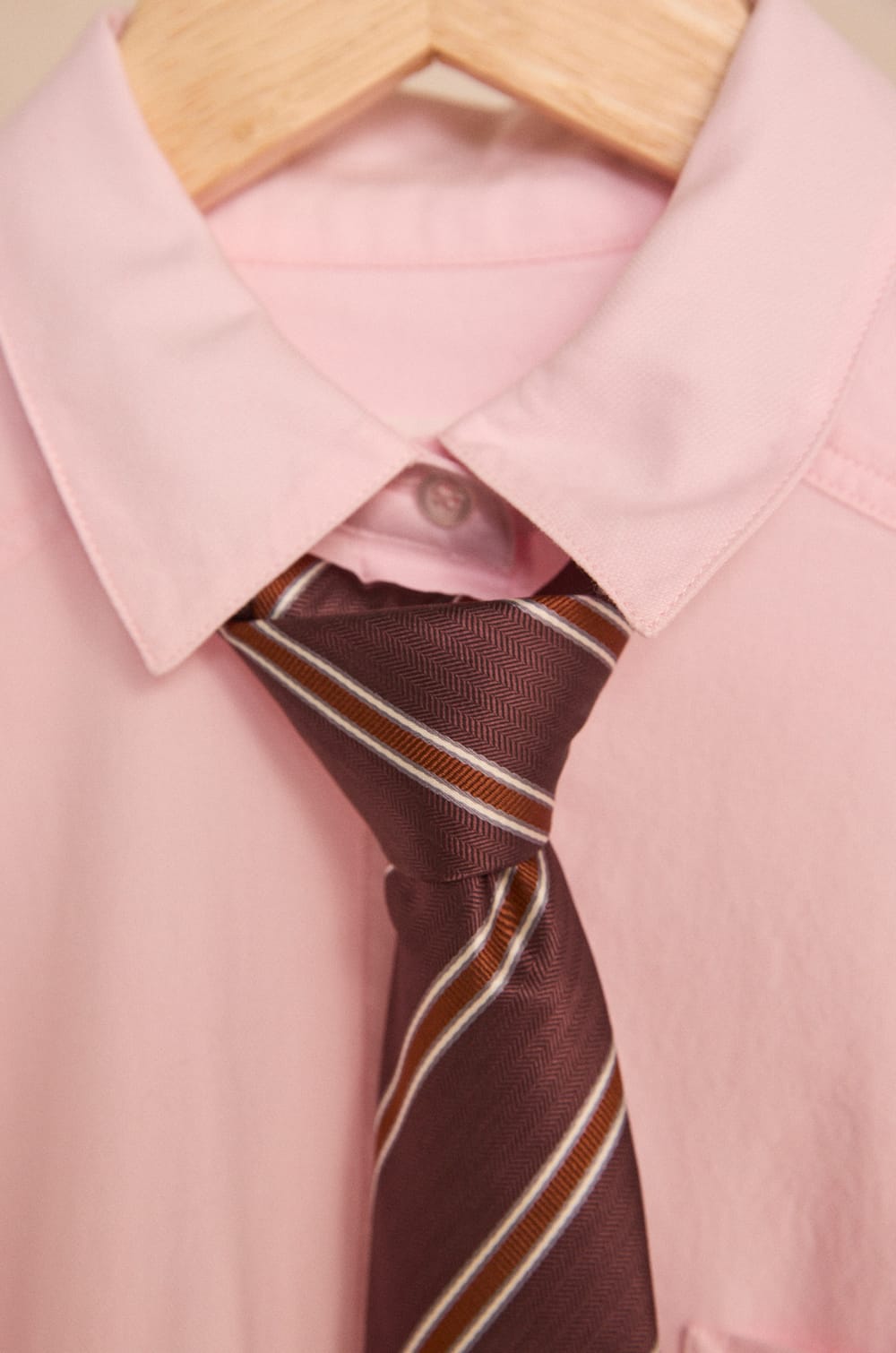 Striped tie RENEE;${refinementColor}