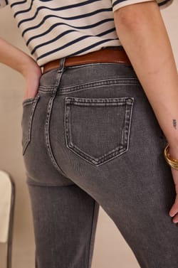 Slim Jeans LOU aus Denim;${refinementColor}