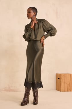 Khaki straight skirt with lace ODILE;${refinementColor}
