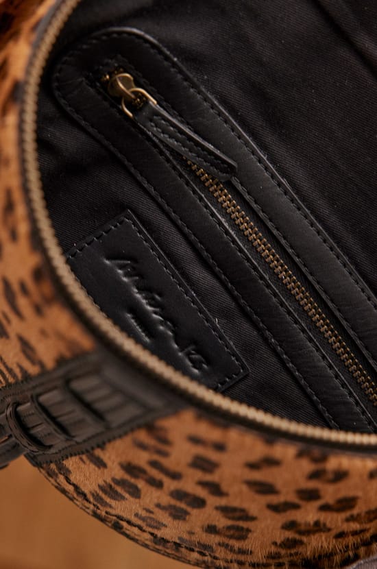LUCIEN leather bum bag;${refinementColor}