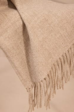 &Eacute;charpe tiss&eacute;e aux tons naturels ROBIN;${refinementColor}