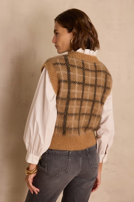 BLONDIE sleeveless alpaca jumper;${refinementColor}