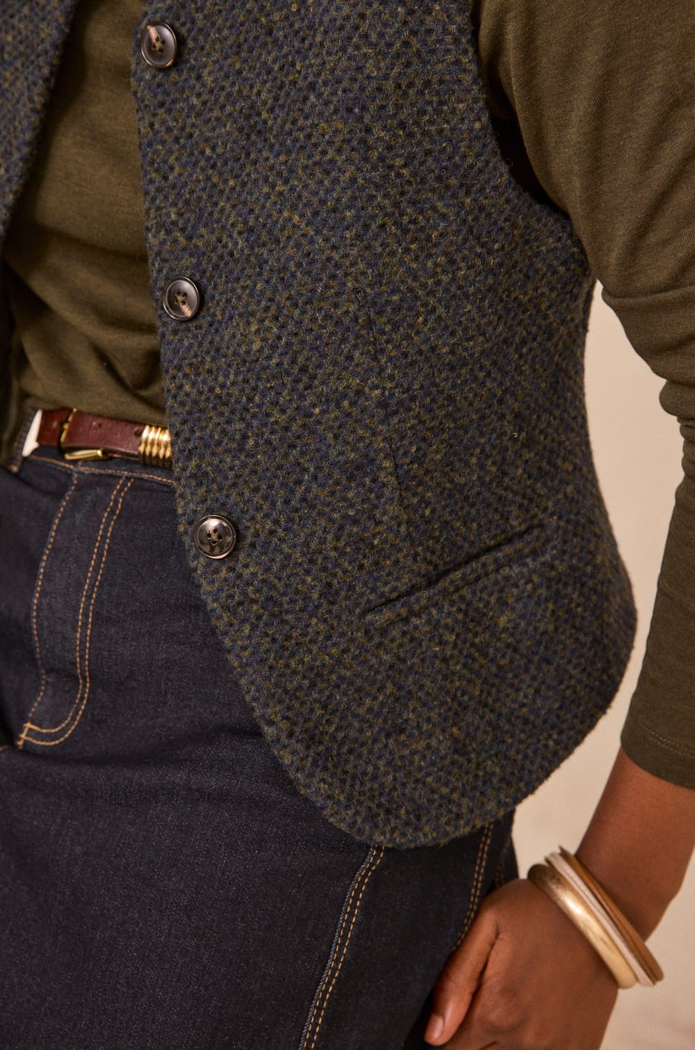 Pharrell tweed mixed wool sleeveless vest;${refinementColor}