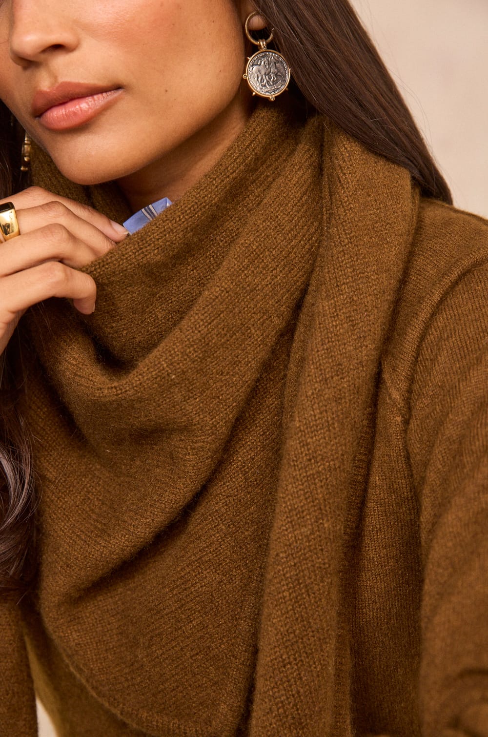 RACHELLE cashmere scarf;${refinementColor}