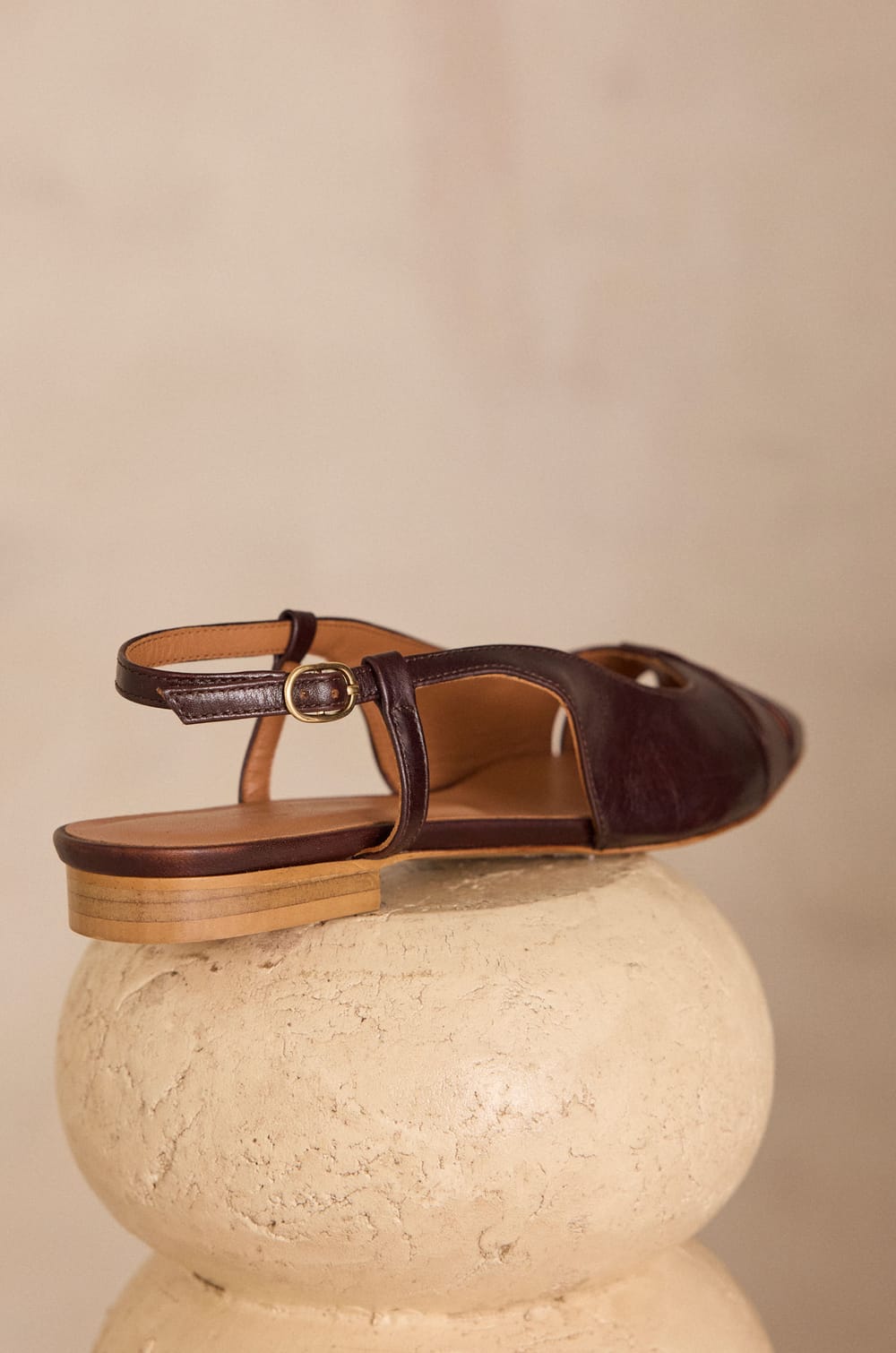 100% leather SOFIA ballet flats;${refinementColor}