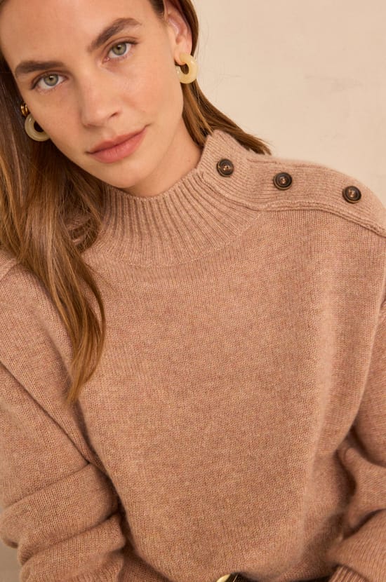 BRADLEY long sleeve cashmere sweater;${refinementColor}