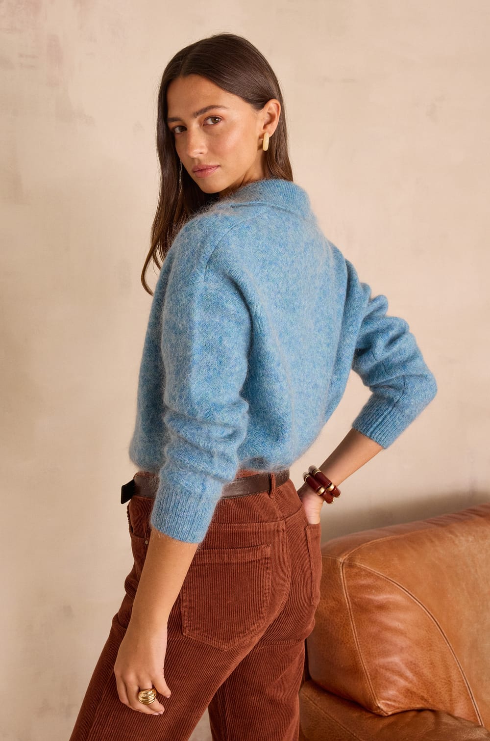 FLANEUR unisex V-neck jumper in mohair and wool;${refinementColor}