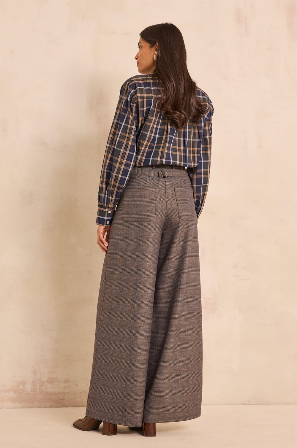 Wide trousers with DAISY pattern;${refinementColor}