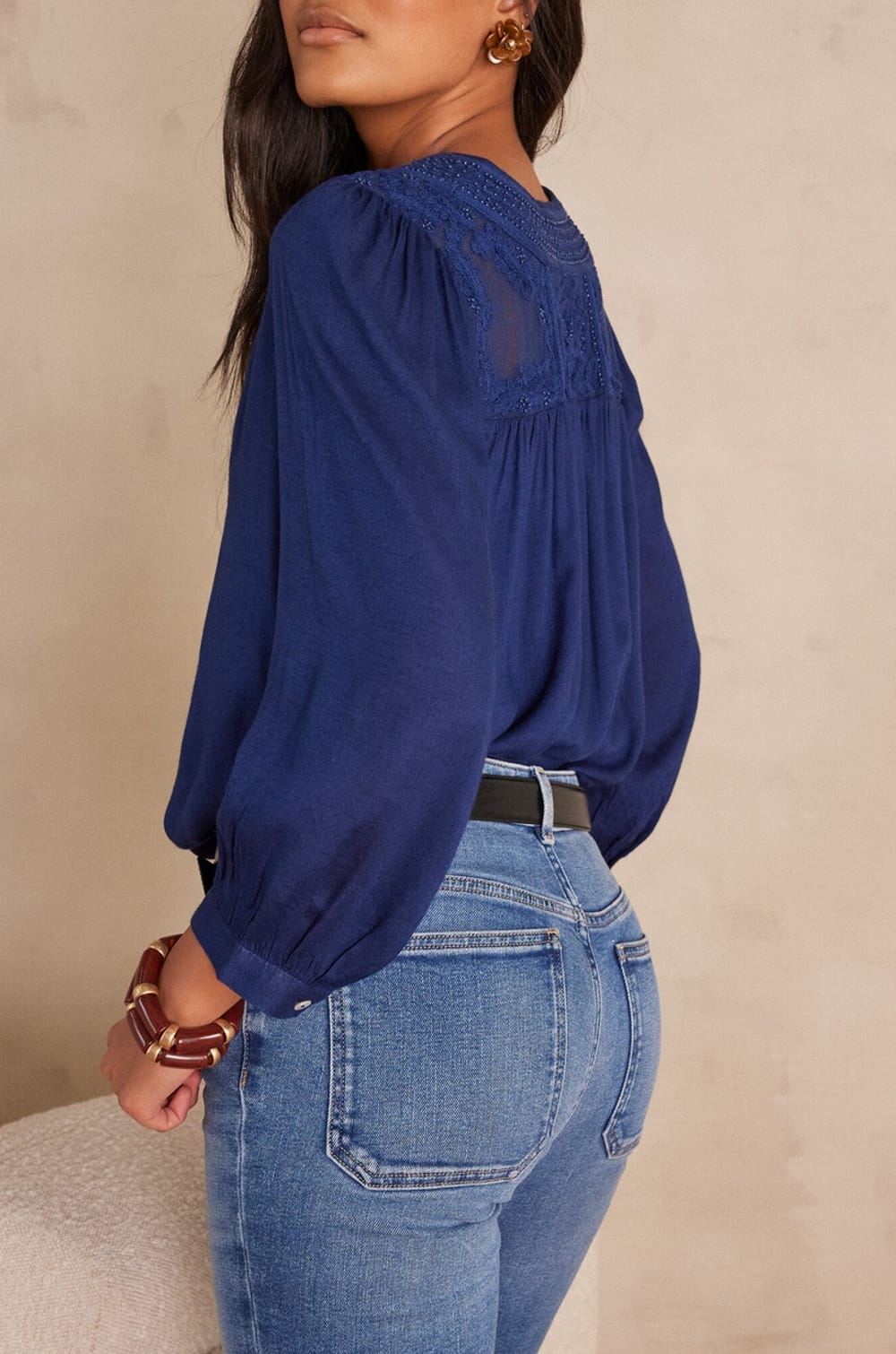 Blouse brod&eacute;e TAYLOR ;${refinementColor}