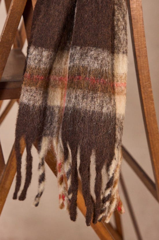 Woven scarf in mixed wool ROXANE;${refinementColor}