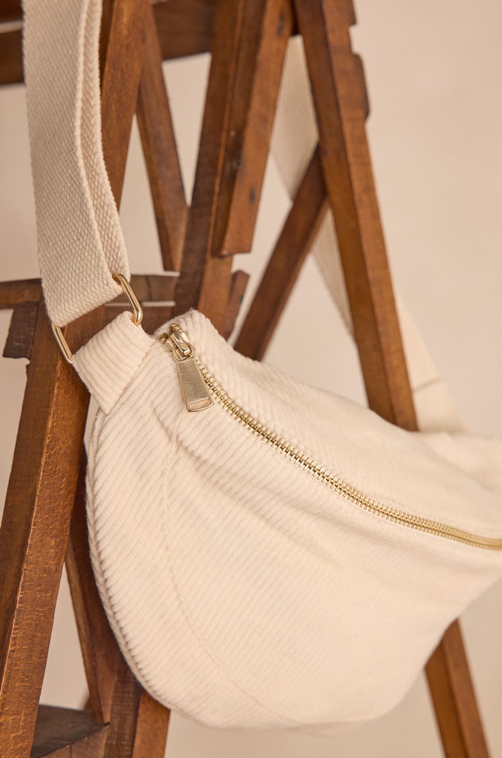 Sac banane GELINA en coton velours;${refinementColor}