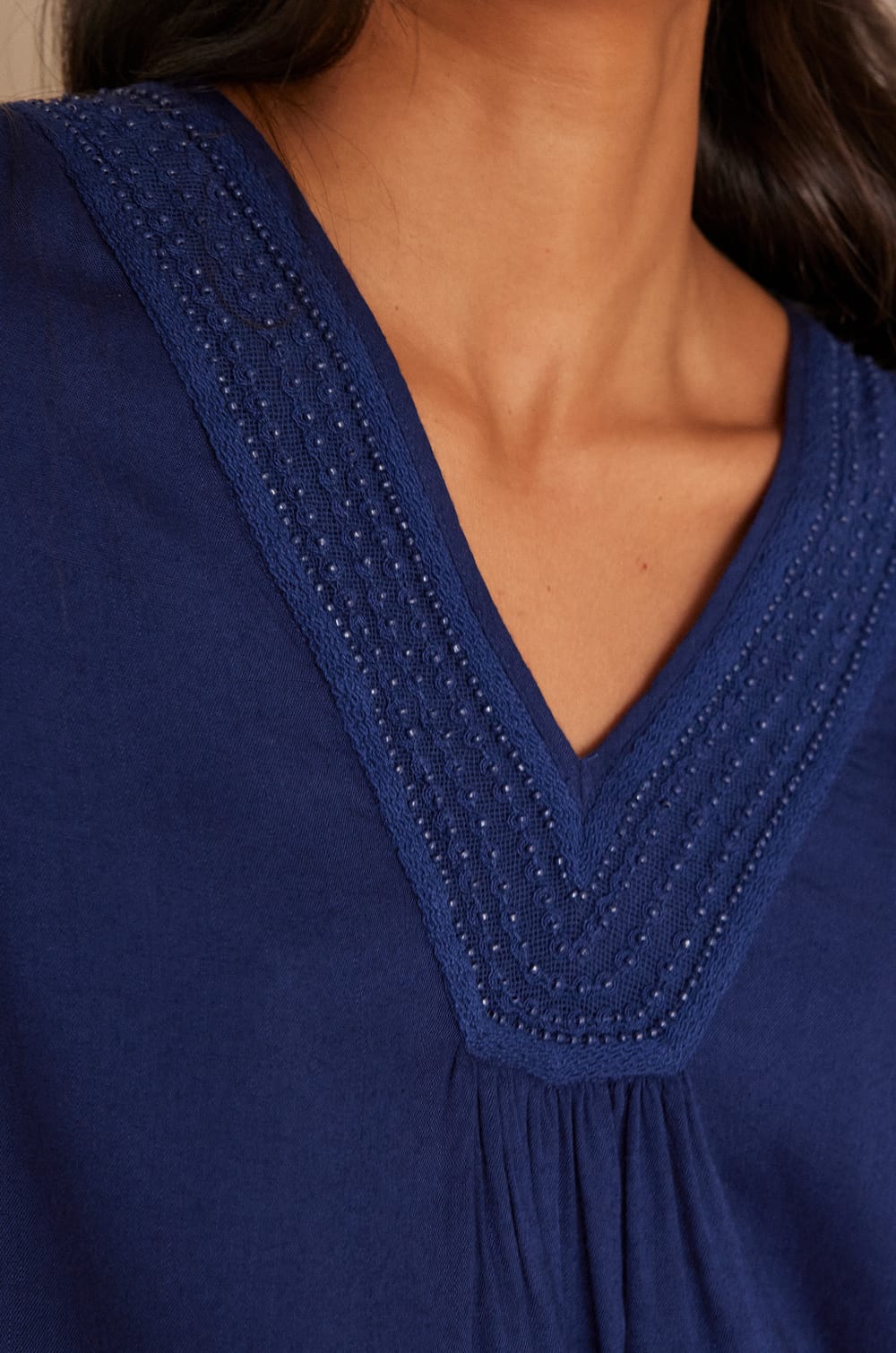 Blouse brod&eacute;e TAYLOR ;${refinementColor}