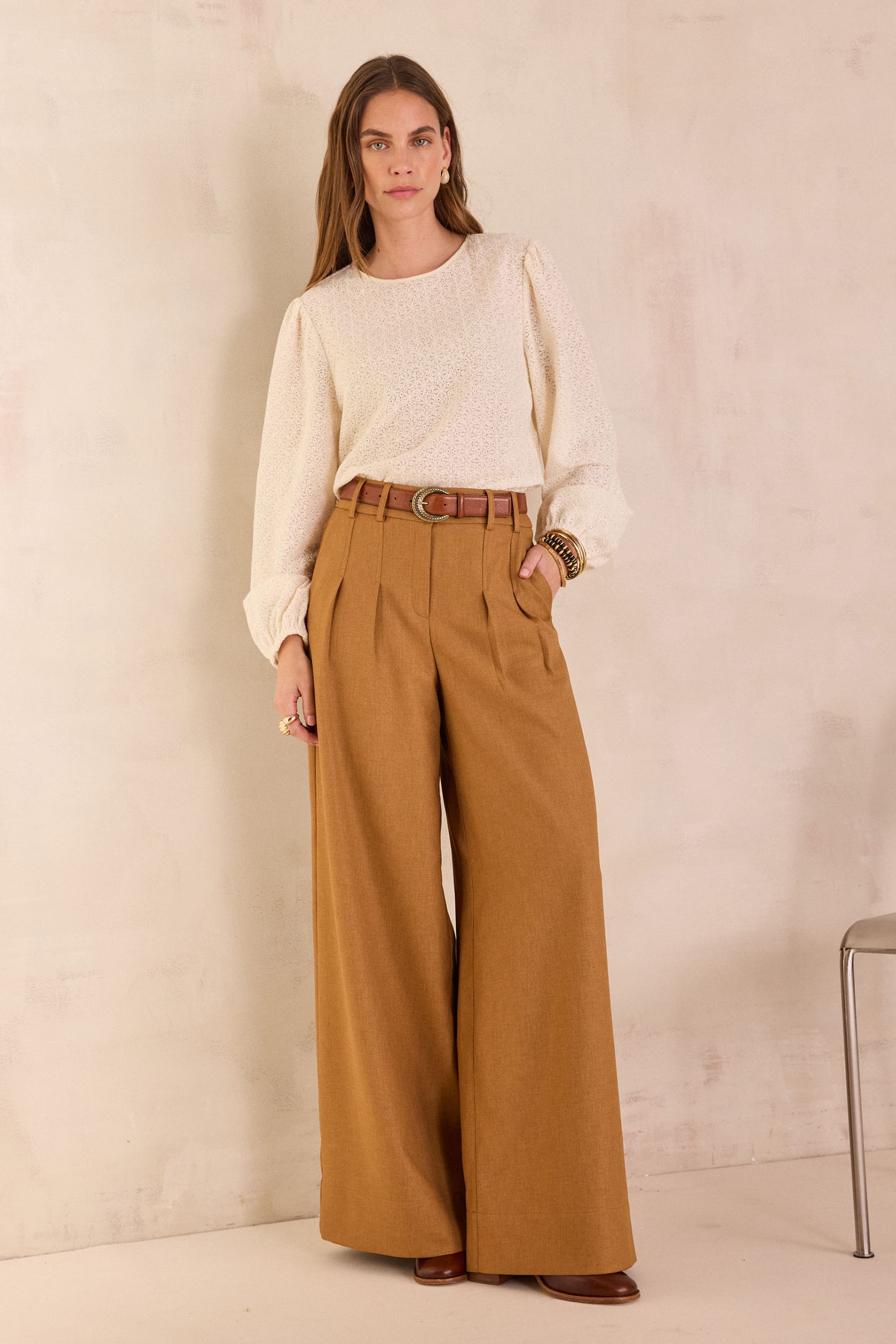 DAISY wide-leg trousers woman | DARK CAMEL | Maison 123