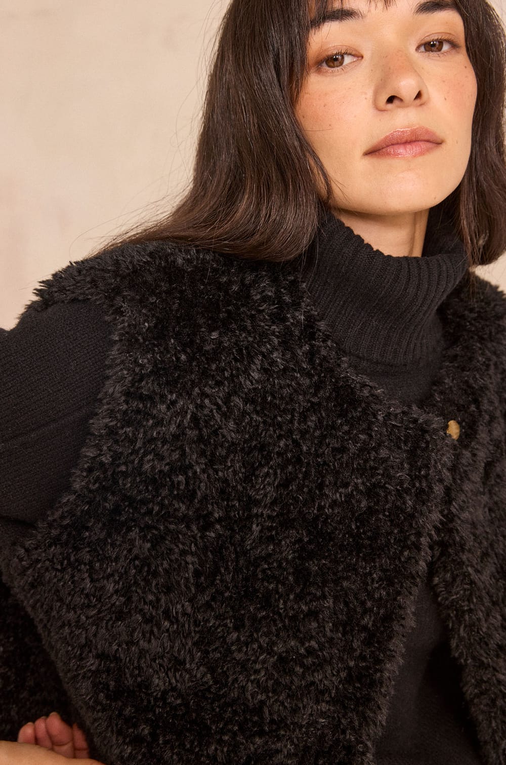 BROOKLYN faux fur jacket;${refinementColor}