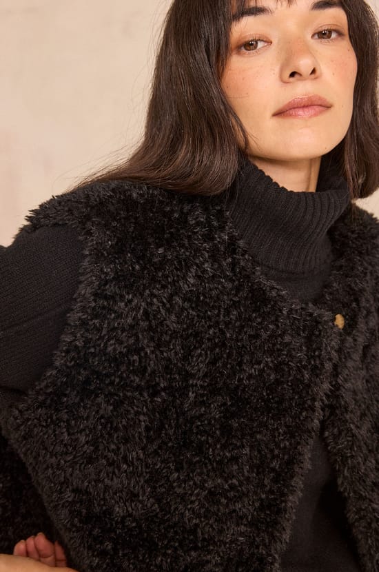 BROOKLYN faux fur jacket;${refinementColor}
