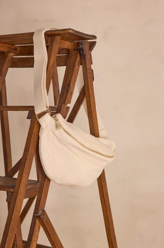 Gürteltasche GELINA aus Baumwollsamt;${refinementColor}