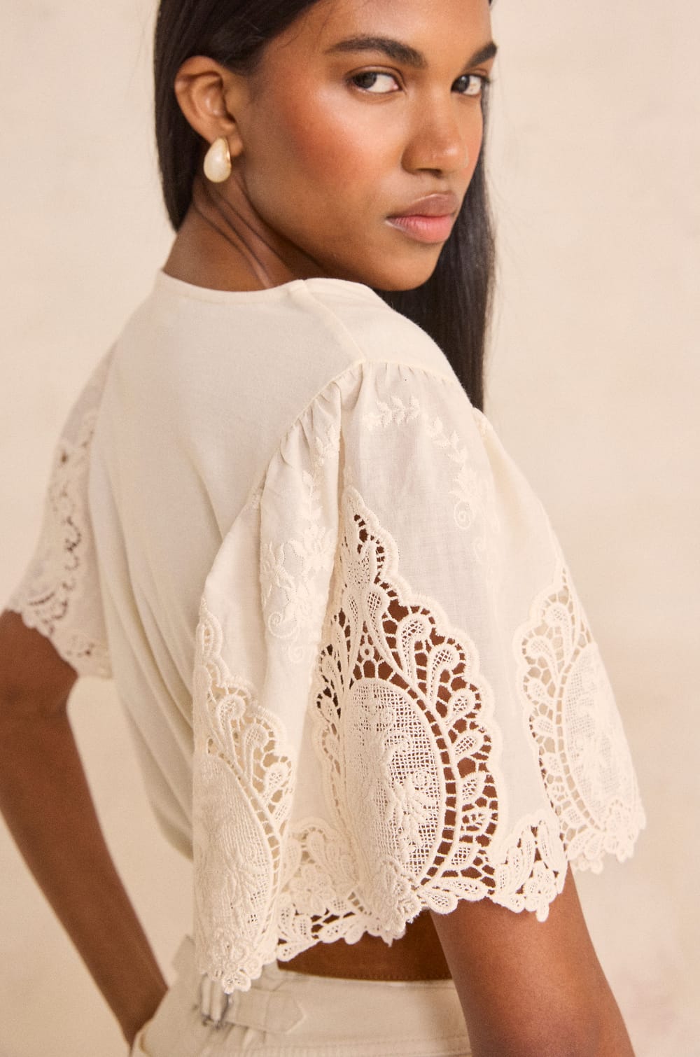 Embroidered short sleeve cotton T-shirt LOLA;${refinementColor}