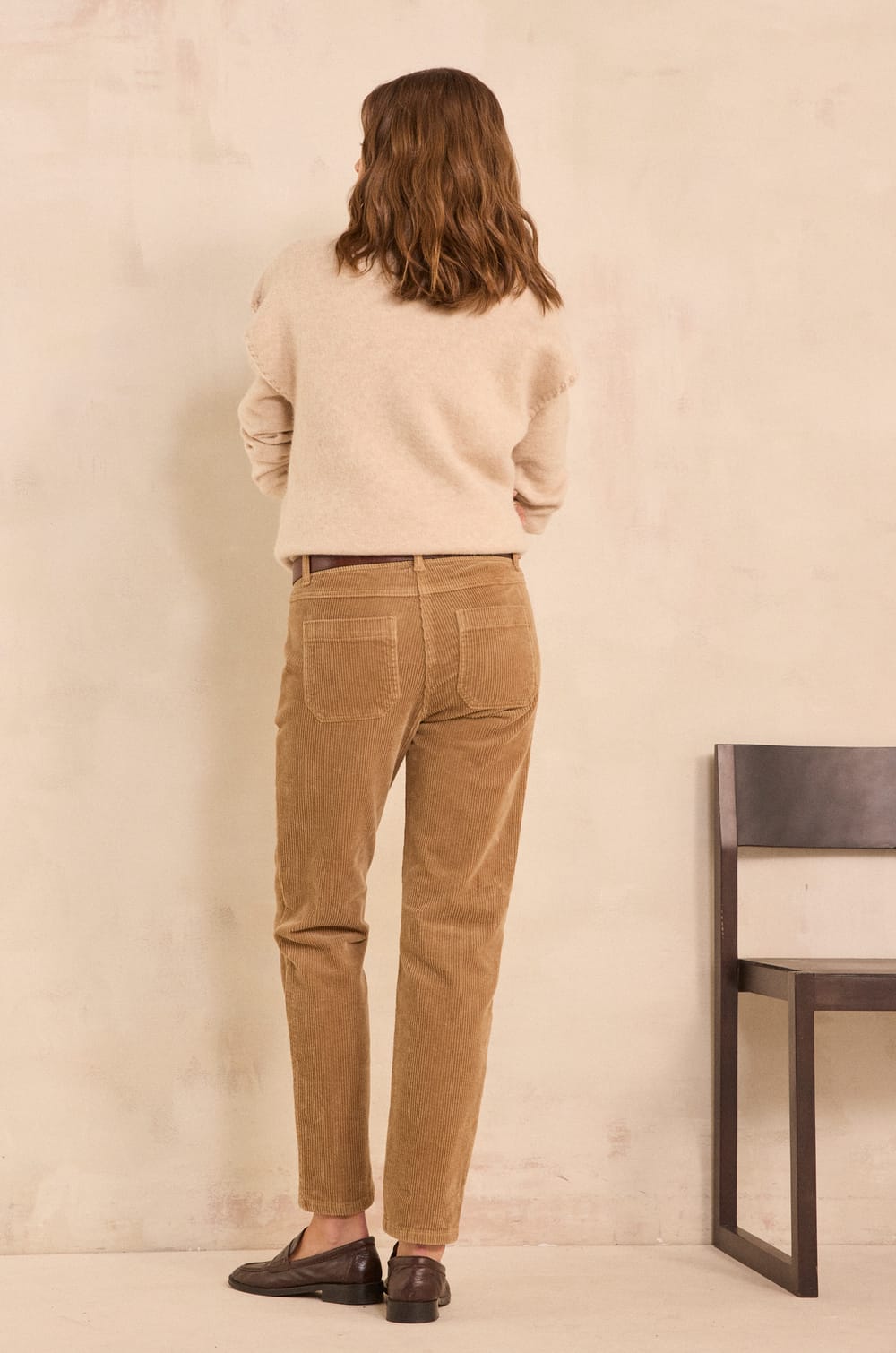 Chino en velours c&ocirc;tel&eacute; Nalla;${refinementColor}