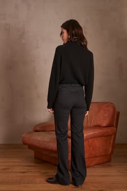 Jean flare NINON;${refinementColor}