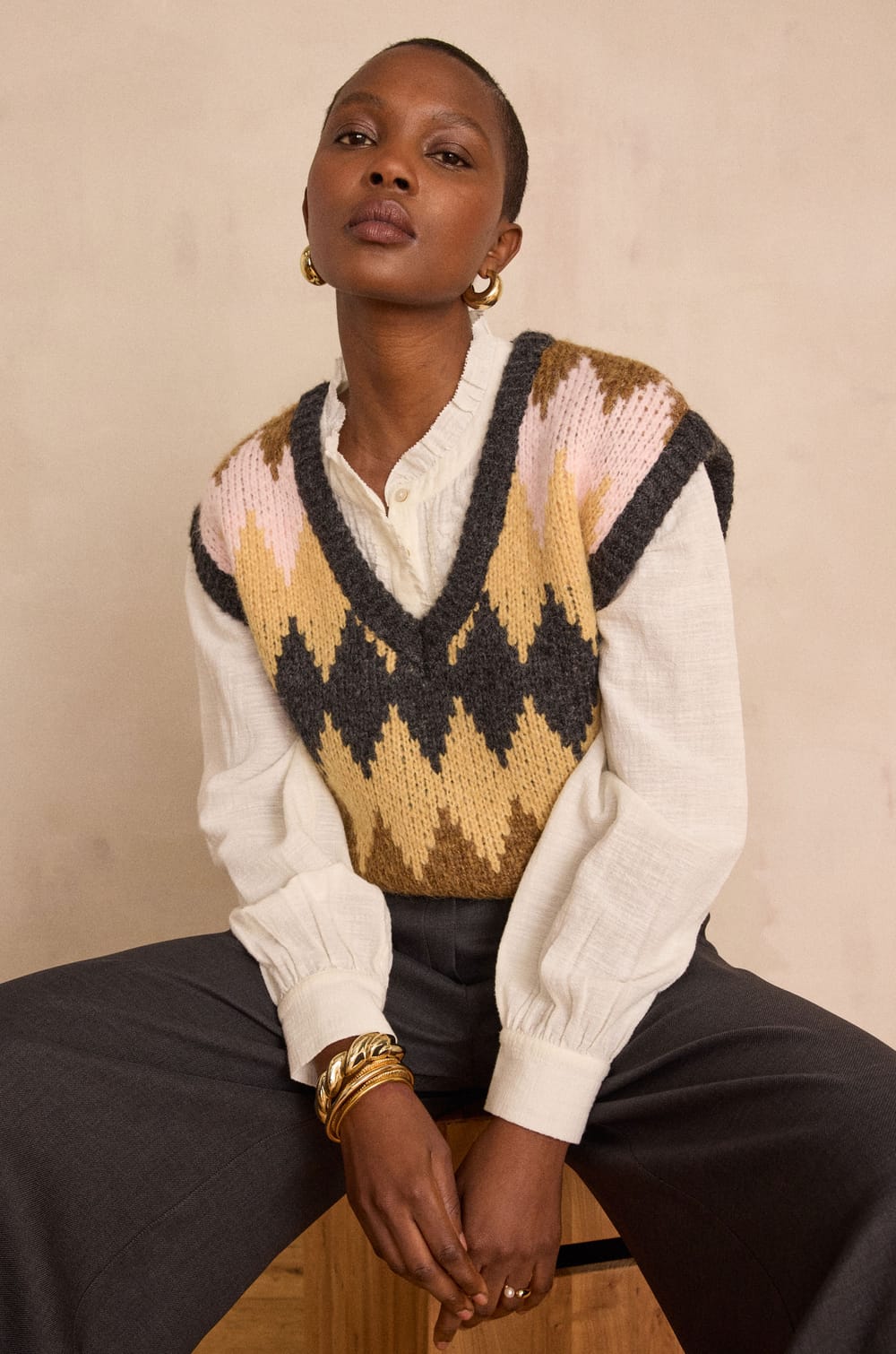 Sleeveless jumper with geometric pattern BLAZE BIS;${refinementColor}