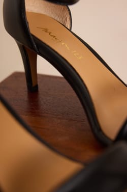 100% leather VERA high-heeled sandals;${refinementColor}