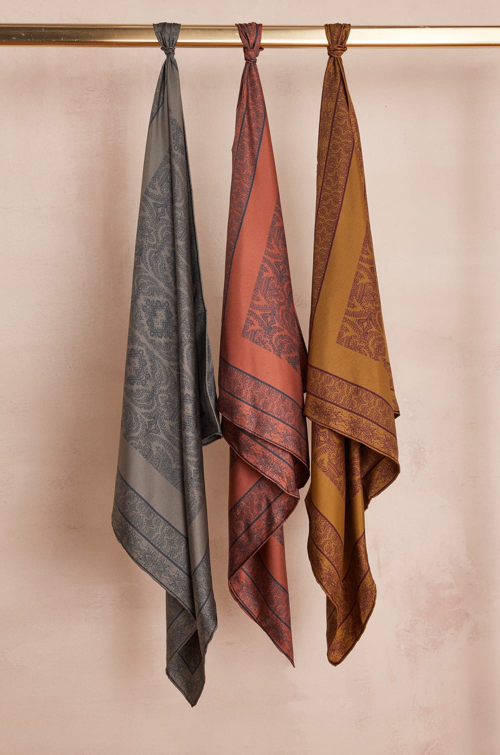 TESSA 100% silk scarf;${refinementColor}
