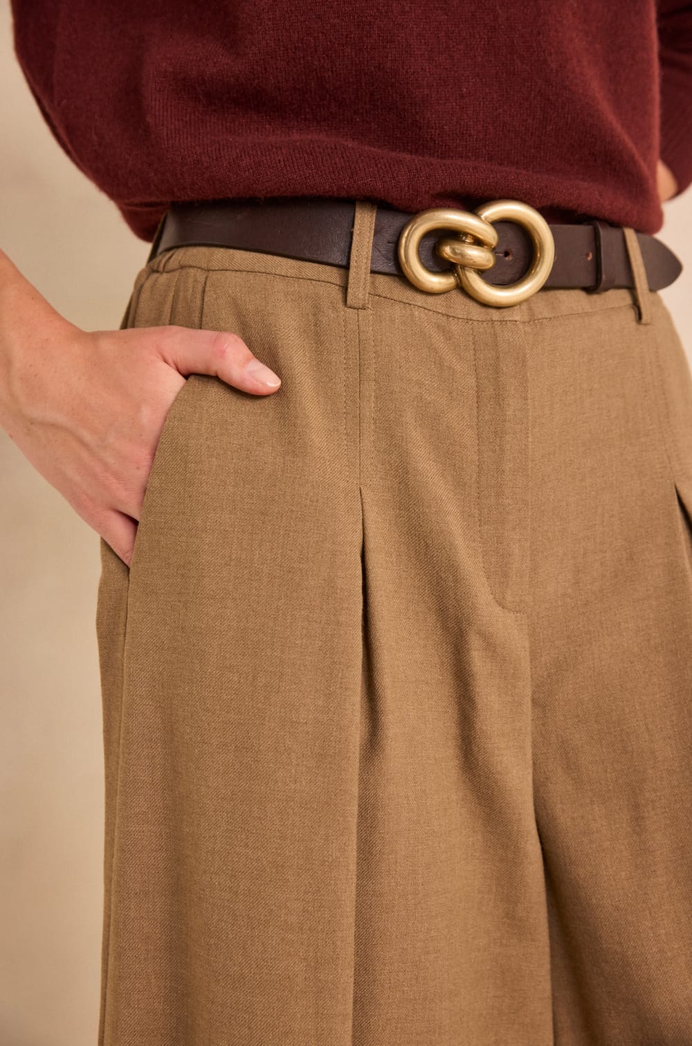 LUCIA extra large pants;${refinementColor}